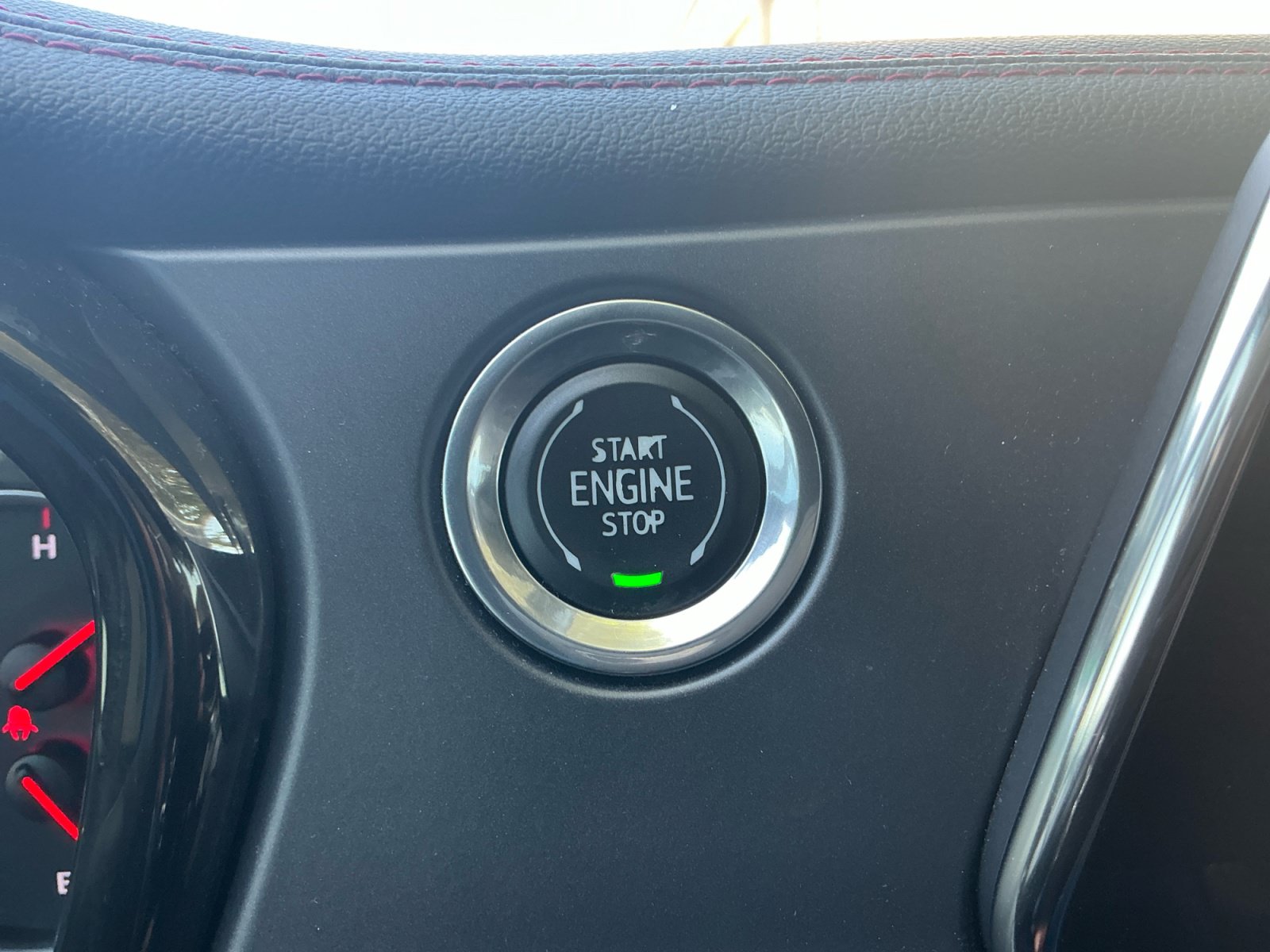 Used 2019 Chevrolet Blazer RS FWD image 30
