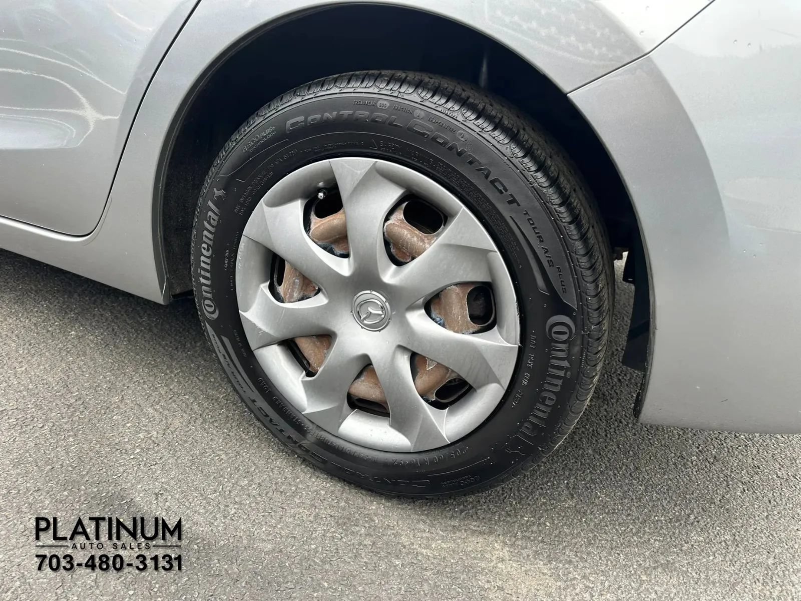 Used 2015 MAZDA MAZDA3 i SV FWD image 25