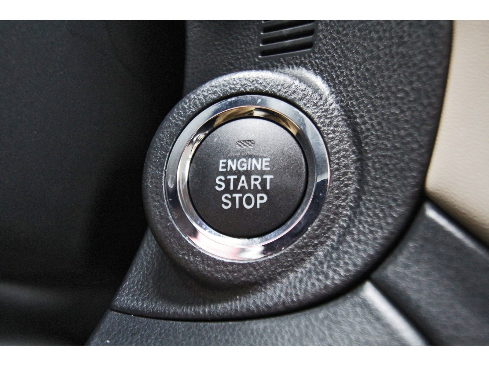 Certified 2025 Subaru Outback Limited AWD/4WD image 19