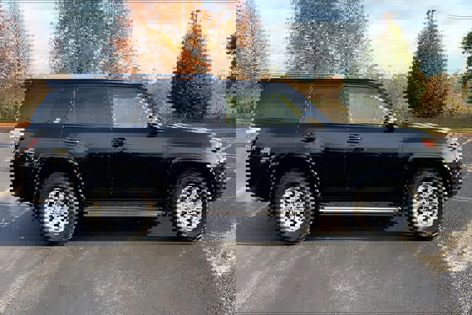 Used 2014 Toyota 4Runner SR5 Premium image 34