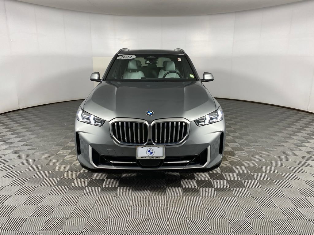 Certified 2024 BMW X5 xDrive40i w/ Premium Package image 4