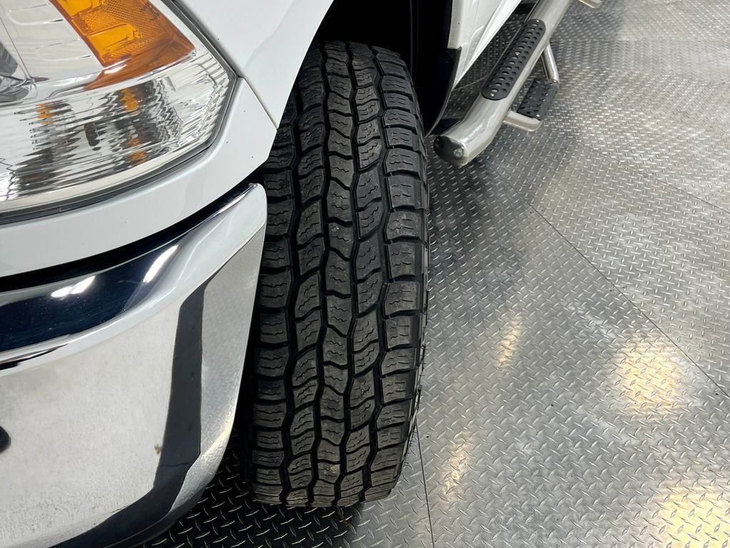 Used 2016 RAM 2500 SLT image 35