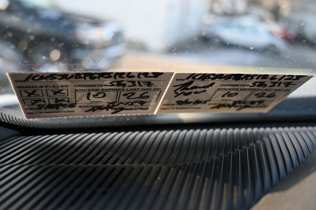 Used 2024 Jeep Wagoneer Series II w/ Flexible Seating Group image 3