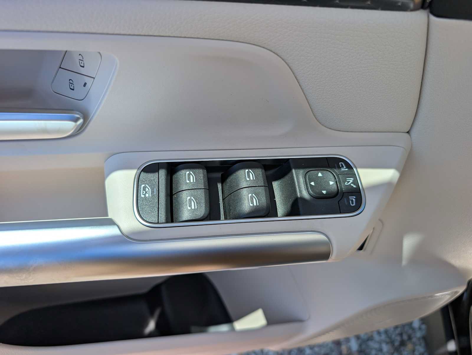 New 2026 Mercedes-Benz GLA 250 4MATIC image 29