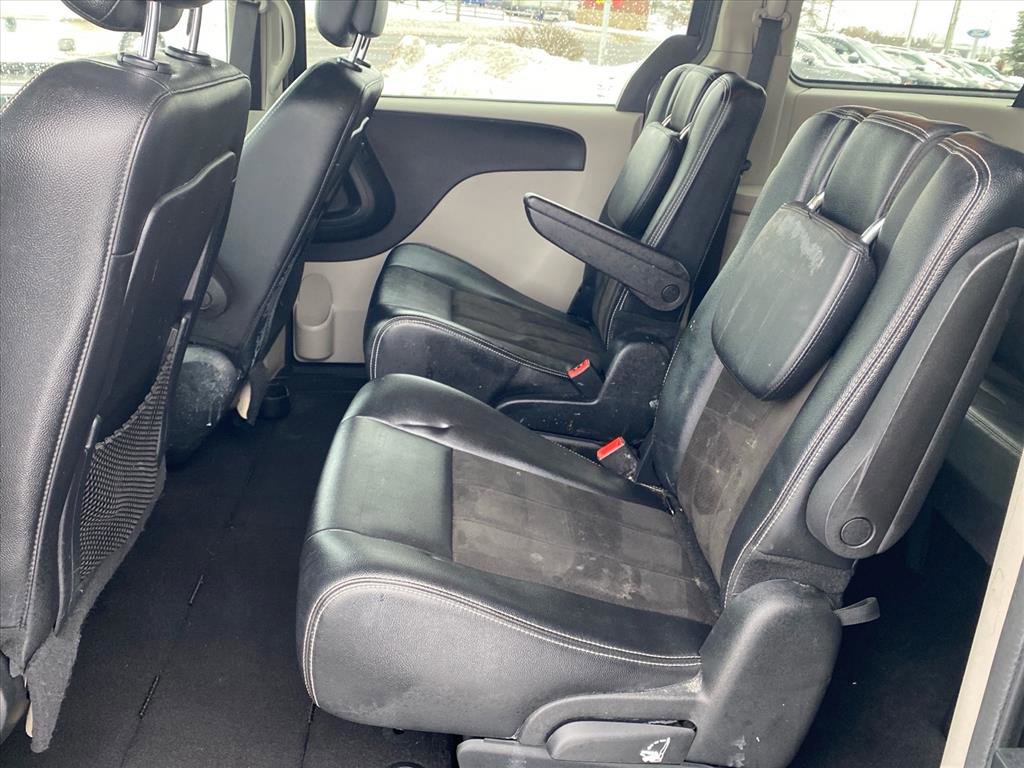 Used 2019 Dodge Grand Caravan SXT image 20