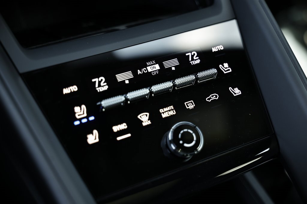 New 2025 Porsche Macan Electric image 42