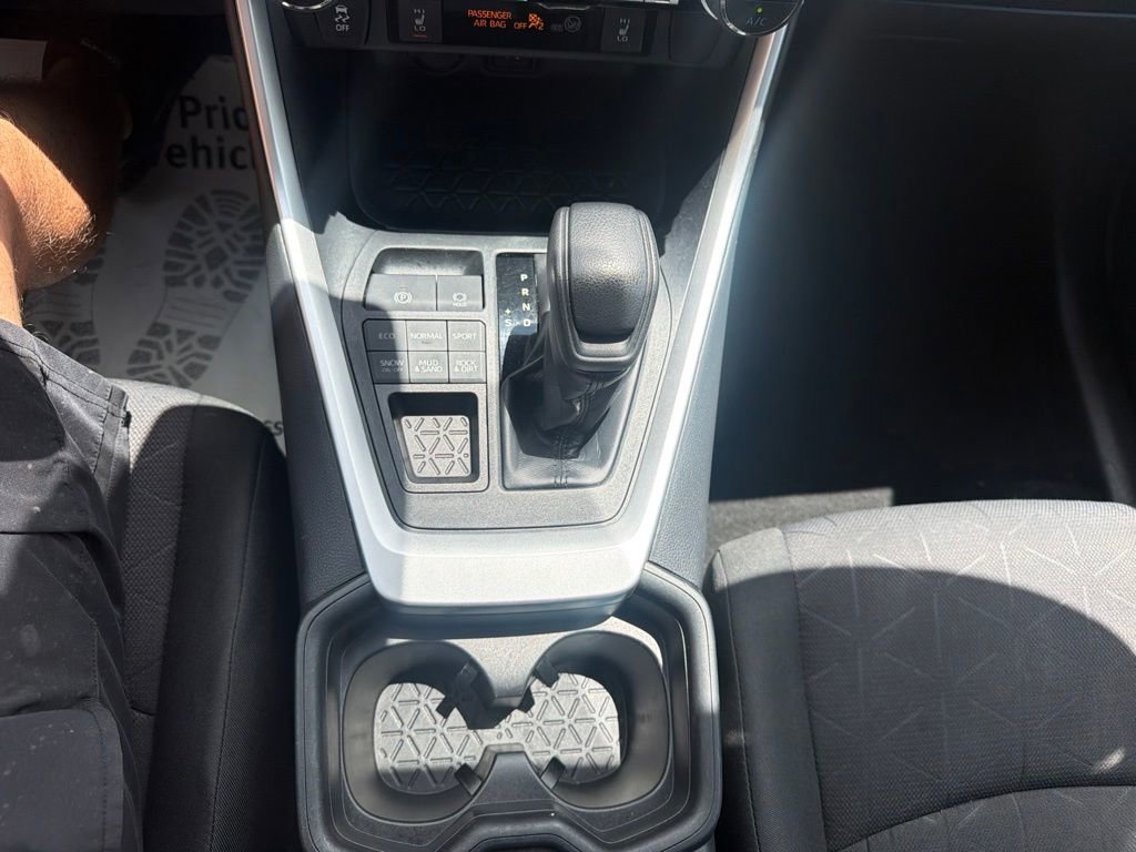 Used 2019 Toyota RAV4 XLE w/ Convenience Package AWD/4WD image 30