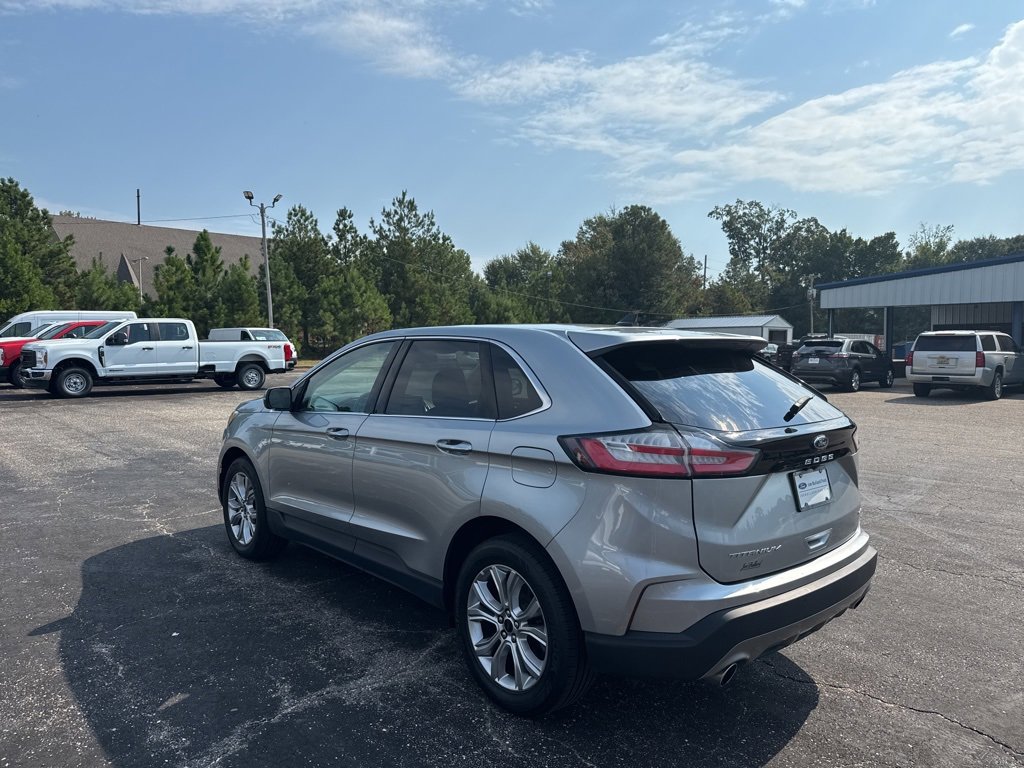 Used 2024 Ford Edge Titanium image 14