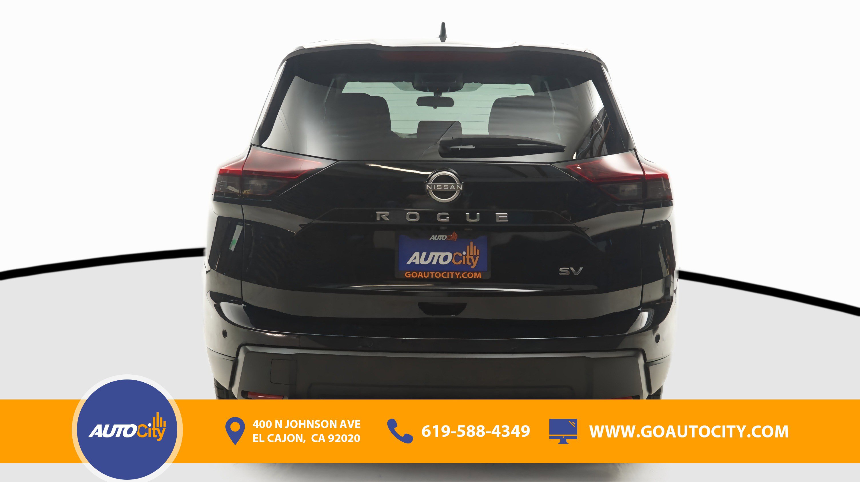 Used 2024 Nissan Rogue SV image 12
