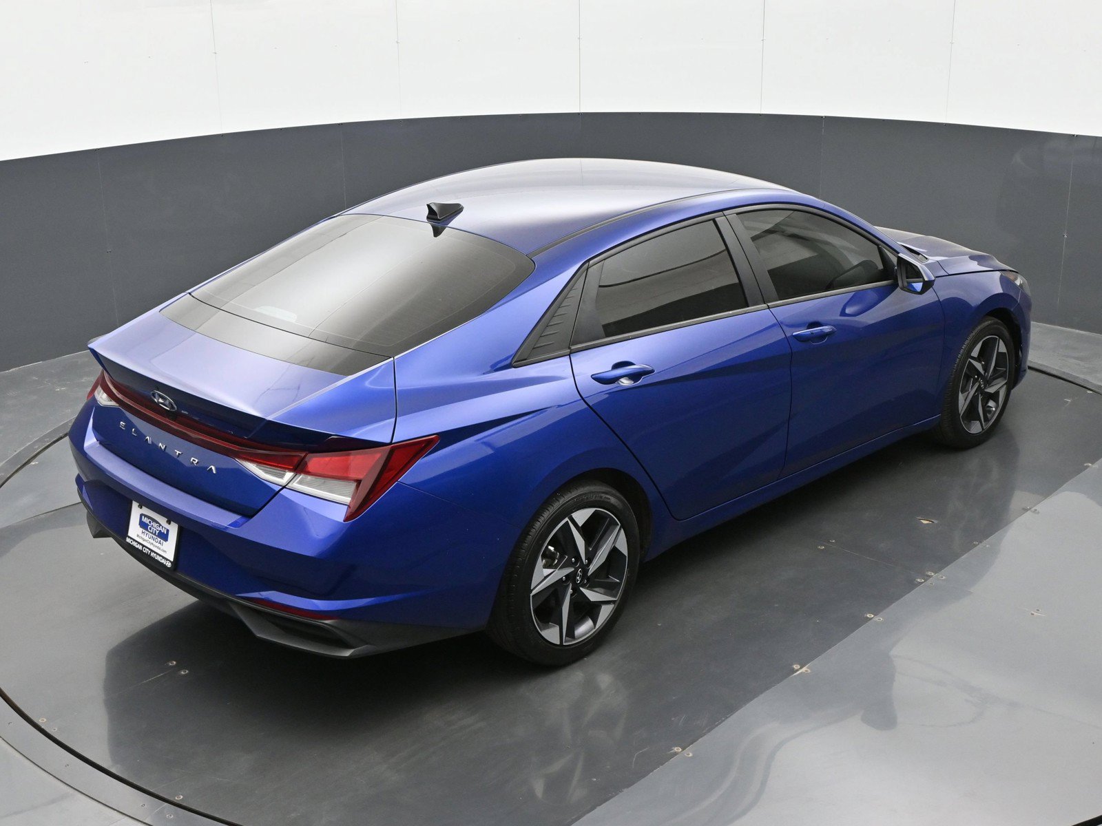 Used 2023 Hyundai Elantra SEL w/ Convenience Package FWD image 31