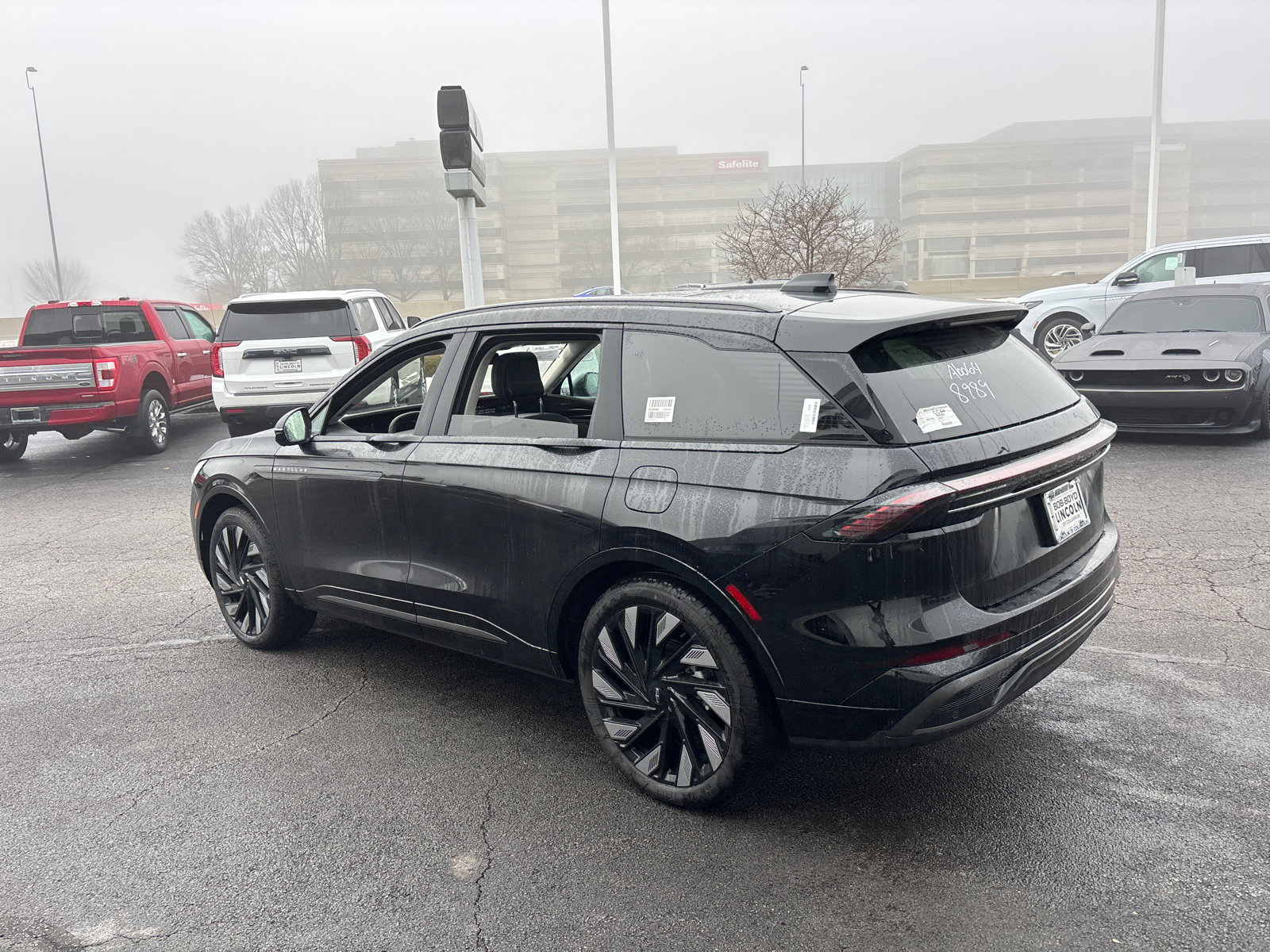 New 2026 Lincoln Nautilus Reserve w/ Jet Appearance Package AWD/4WD image 5