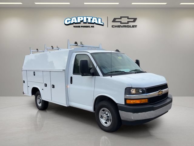 New 2025 Chevrolet Express 3500 w/ Power Convenience Package RWD image 7