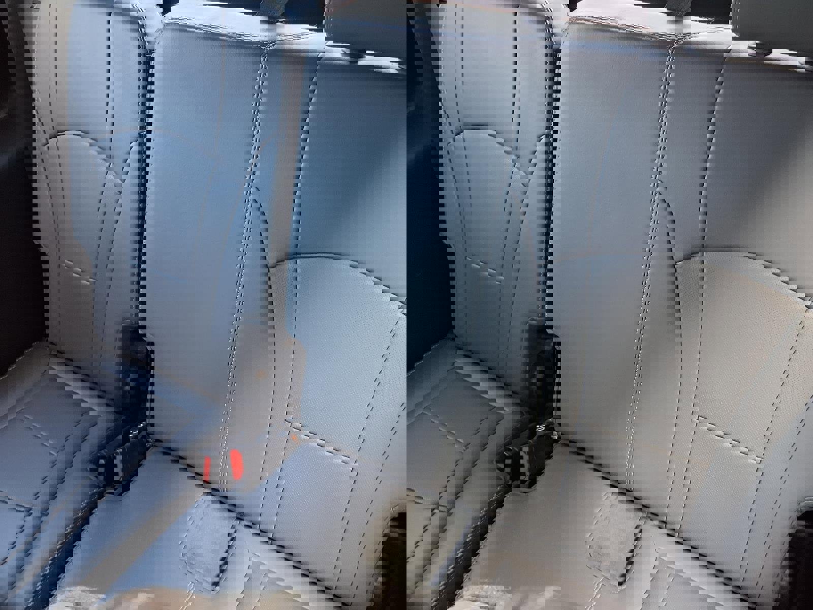 Used 2024 Buick Enclave Premium FWD image 8