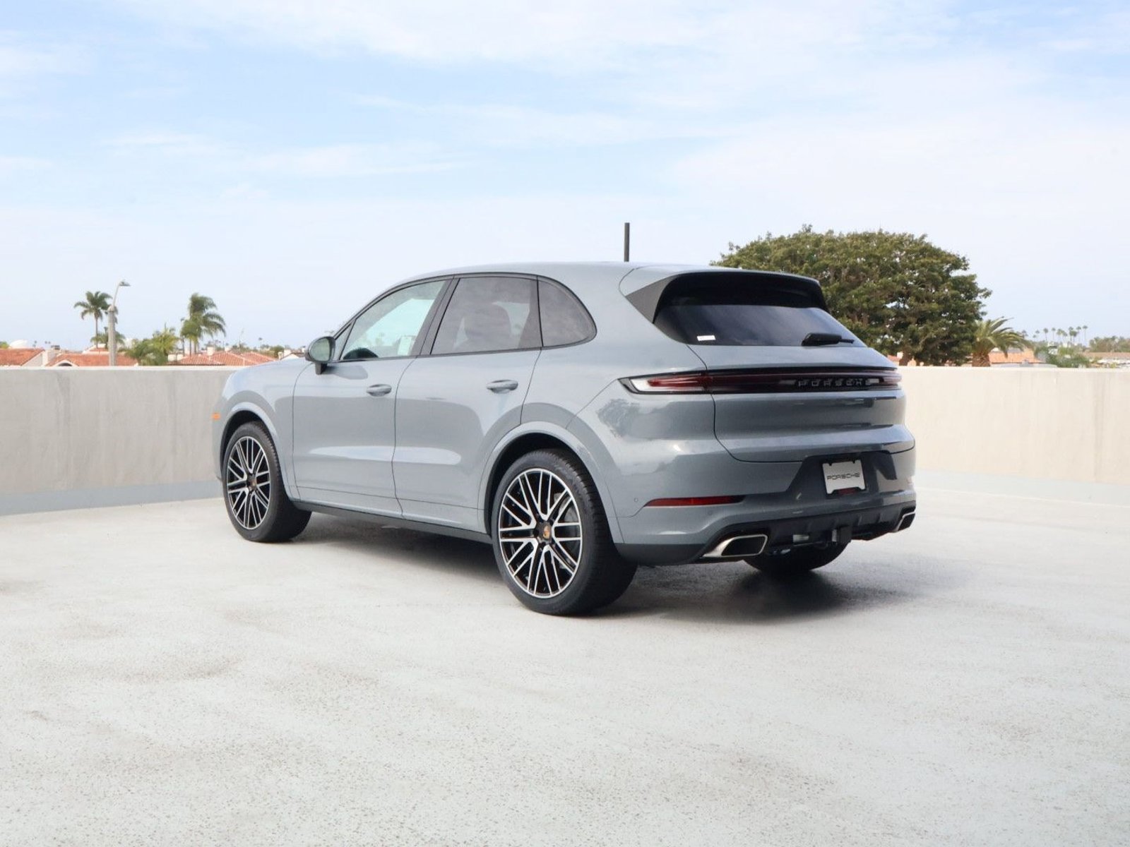 New 2026 Porsche Cayenne AWD/4WD image 3