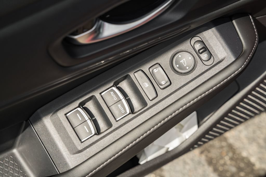 Used 2025 Honda Accord Sport image 37