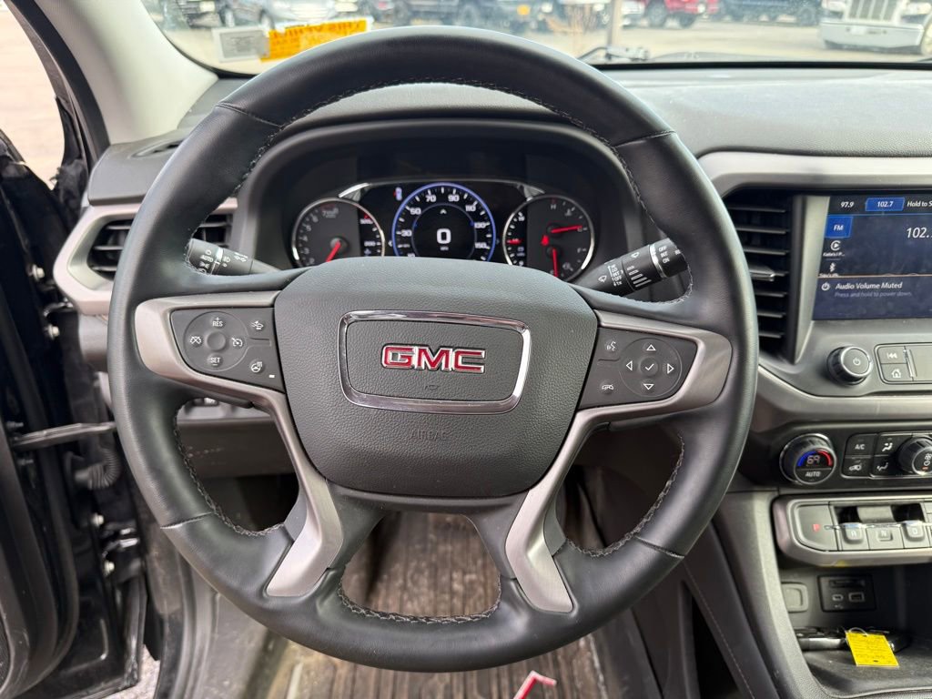Used 2023 GMC Acadia AT4 w/ Technology Package image 5