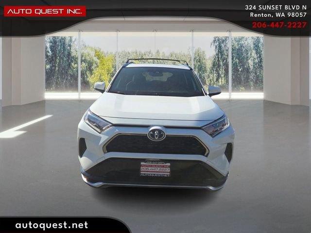 Used 2021 Toyota RAV4 SE w/ Weather & Moonroof Package AWD/4WD image 2