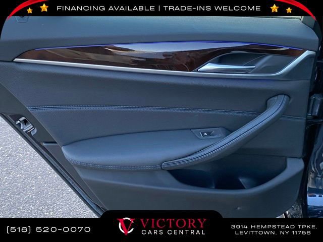 Used 2019 BMW 530e xDrive w/ M Sport Package image 17