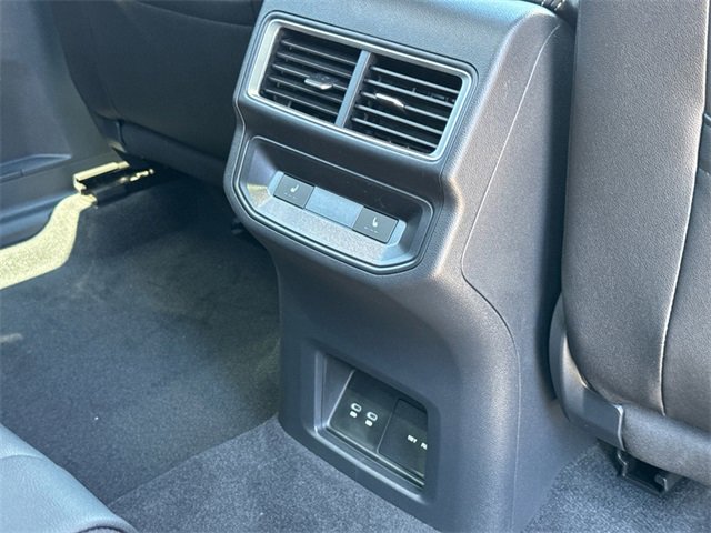 New 2026 Volkswagen Atlas Cross Sport SEL R-Line image 25