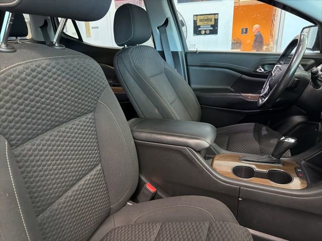 Used 2019 GMC Acadia SLE image 31