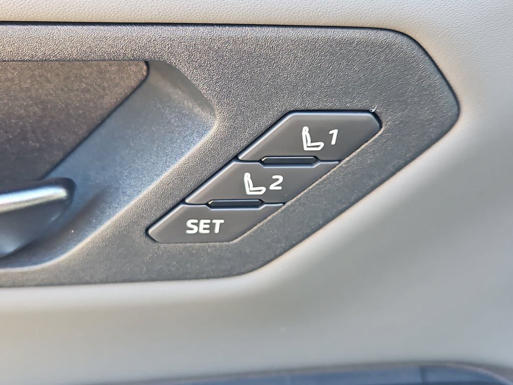 New 2026 Toyota RAV4 XSE w/ Weather Package AWD/4WD image 16