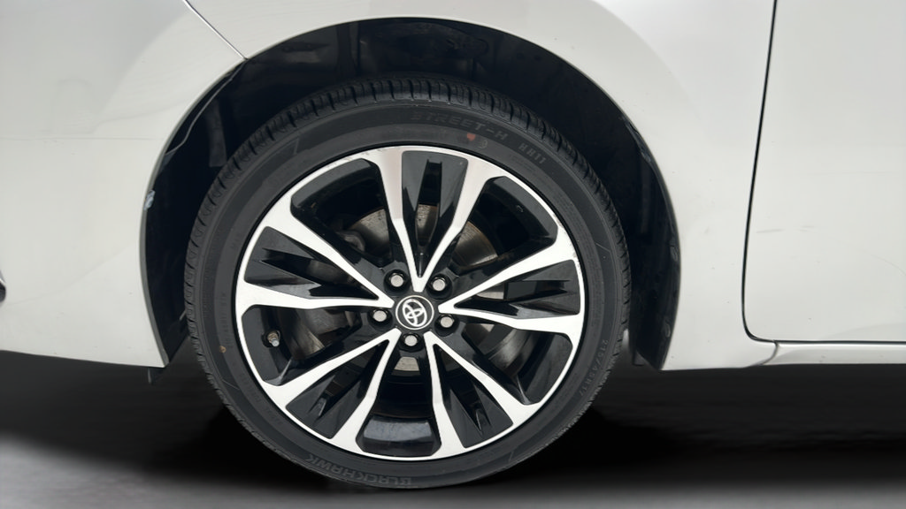 Used 2019 Toyota Corolla SE FWD image 8