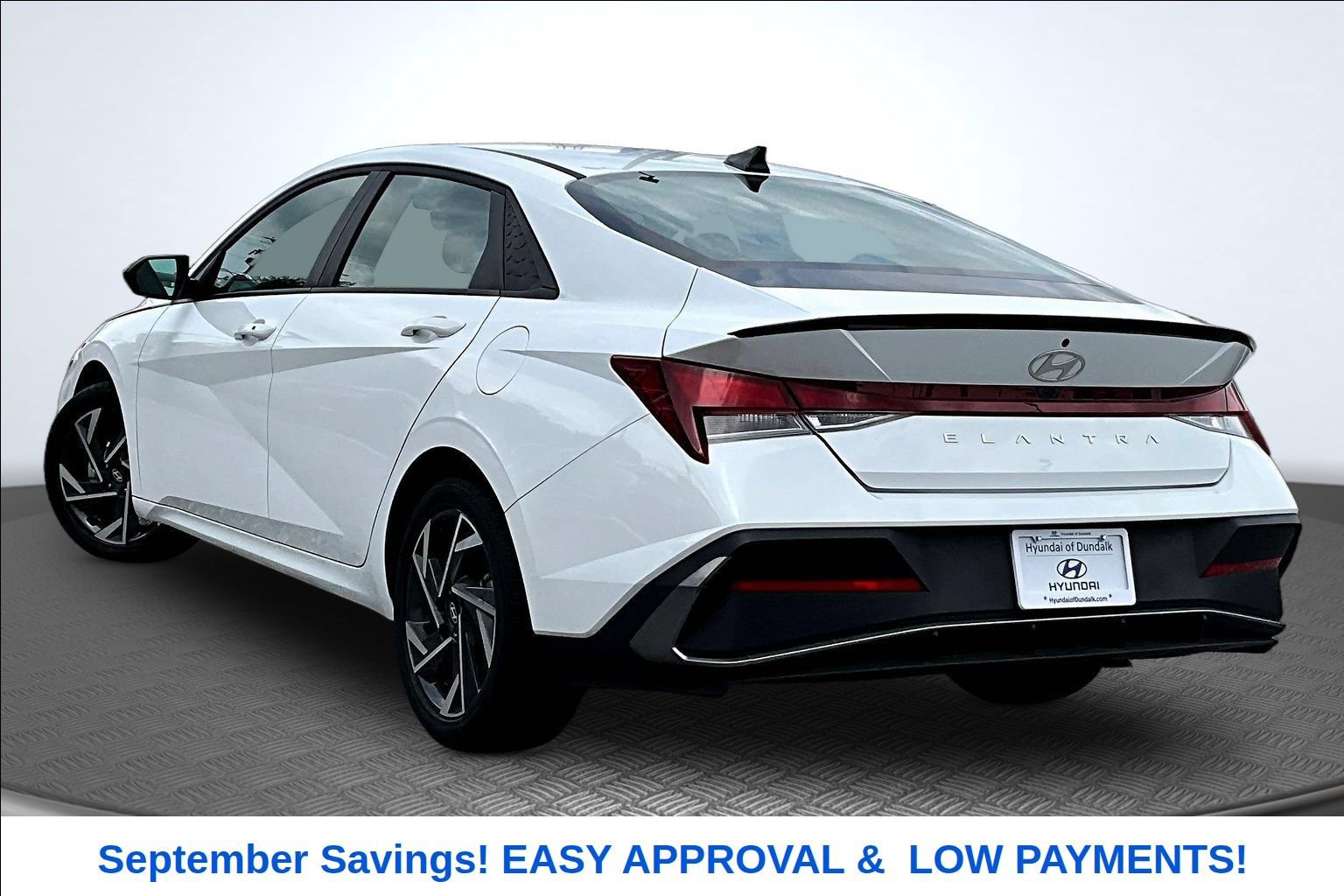 Used 2025 Hyundai Elantra Sport FWD image 4