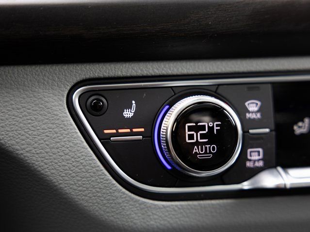 Used 2019 Audi Q5 Prestige w/ Prestige Package image 21