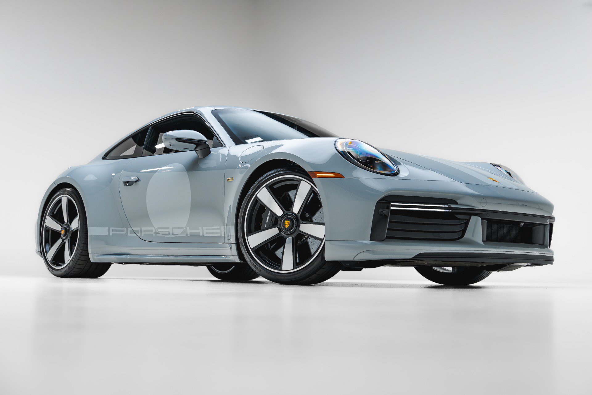 Used 2023 Porsche 911 Sport Classic RWD image 31