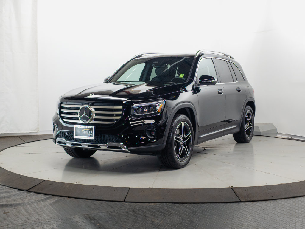 Certified 2026 Mercedes-Benz GLB 250 4MATIC image 3