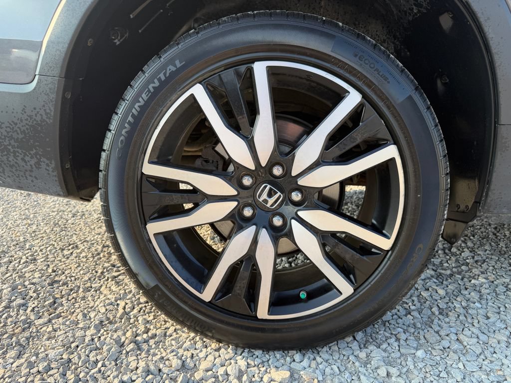 Used 2019 Honda Pilot Touring image 40