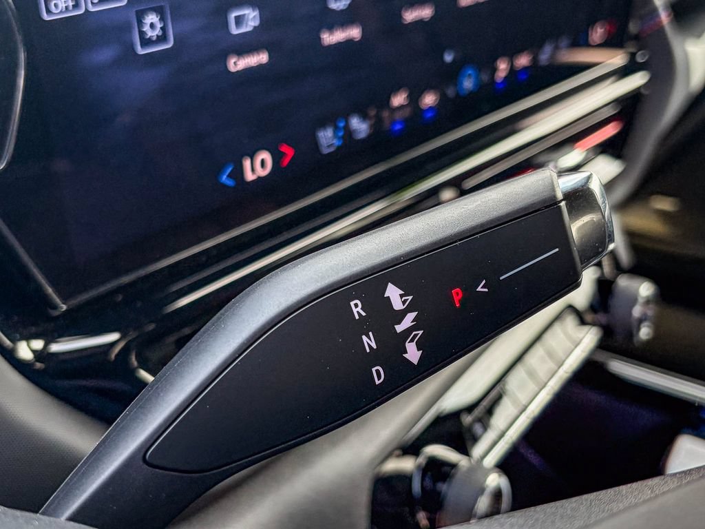 Used 2024 Chevrolet Silverado EV RST AWD/4WD image 43