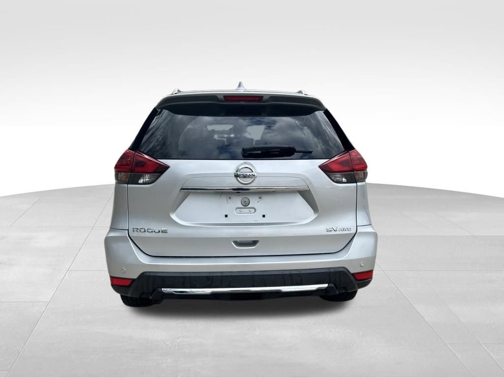 Used 2019 Nissan Rogue SV AWD/4WD image 4
