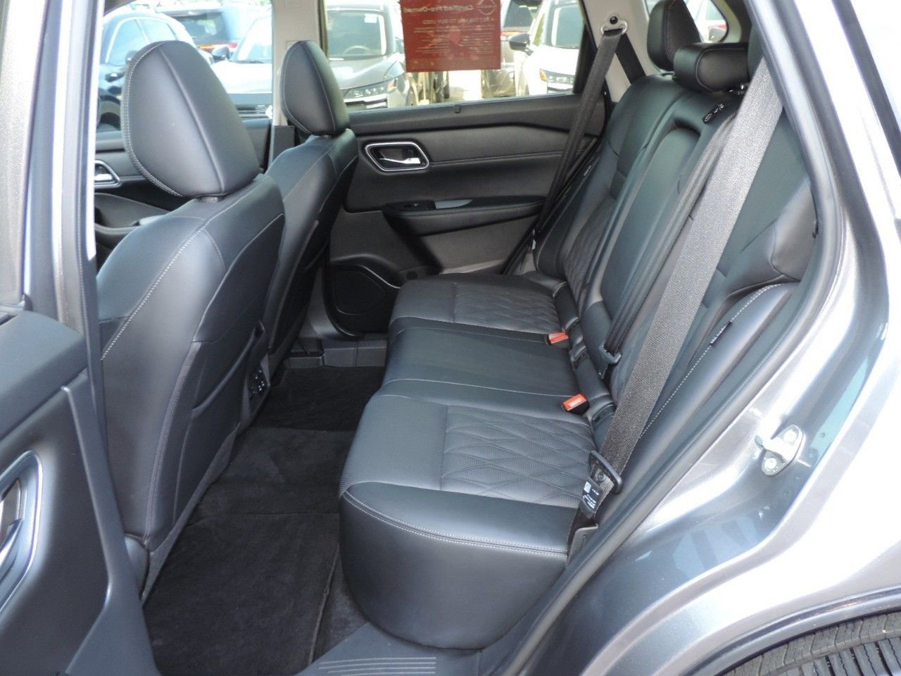 Used 2024 Nissan Rogue Platinum w/ Platinum Premium Package FWD image 24
