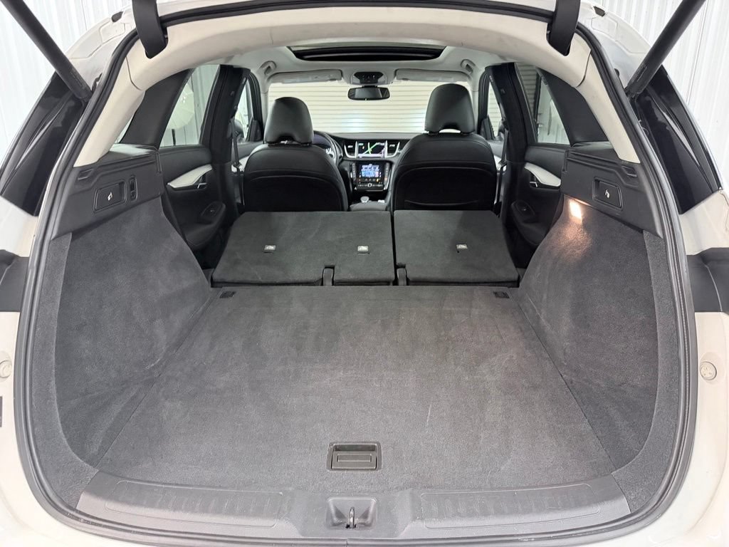 Certified 2020 INFINITI QX50 Luxe w/ Navigation Package FWD image 31