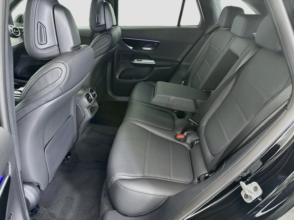 Certified 2026 Mercedes-Benz GLC 300 image 19