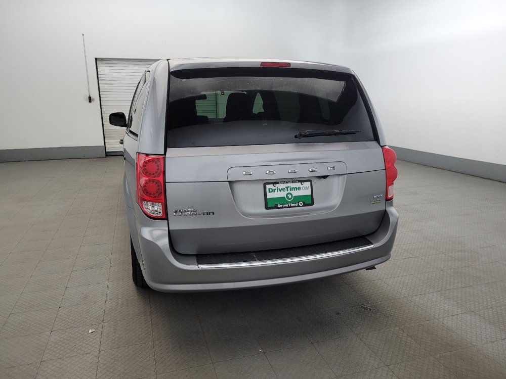 Used 2019 Dodge Grand Caravan SE FWD image 6