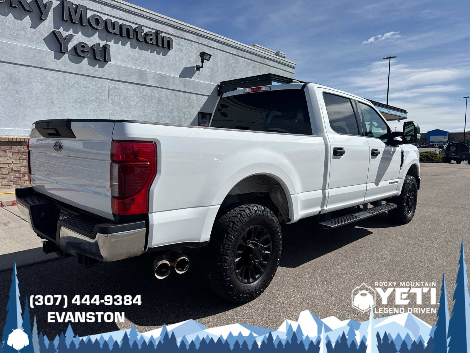 Used 2022 Ford F250 XLT AWD/4WD image 3