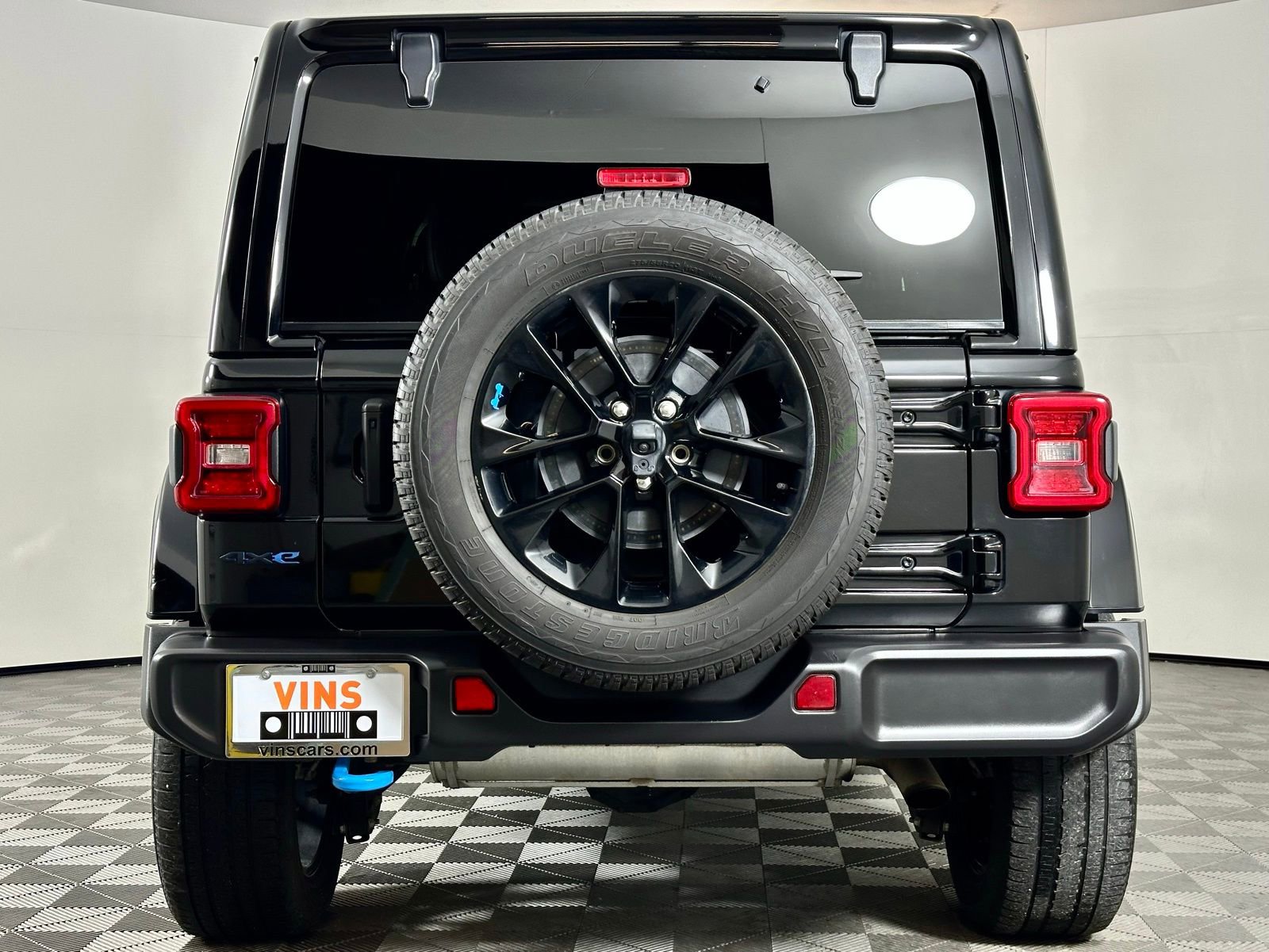 Used 2022 Jeep Wrangler Unlimited Sahara 4xe w/ Cold Weather Group image 27