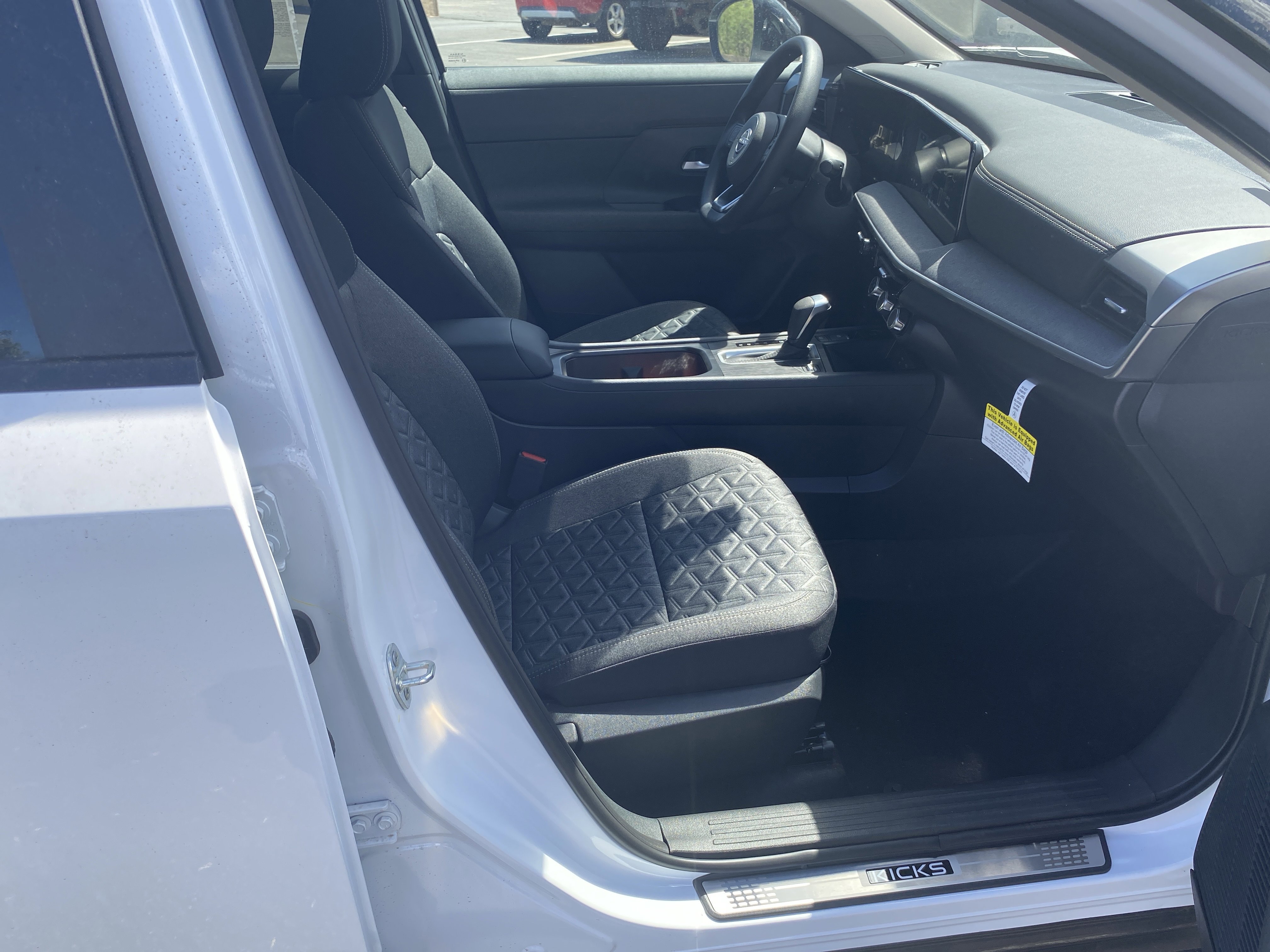 New 2025 Nissan Kicks SV w/ Illumination Package image 22