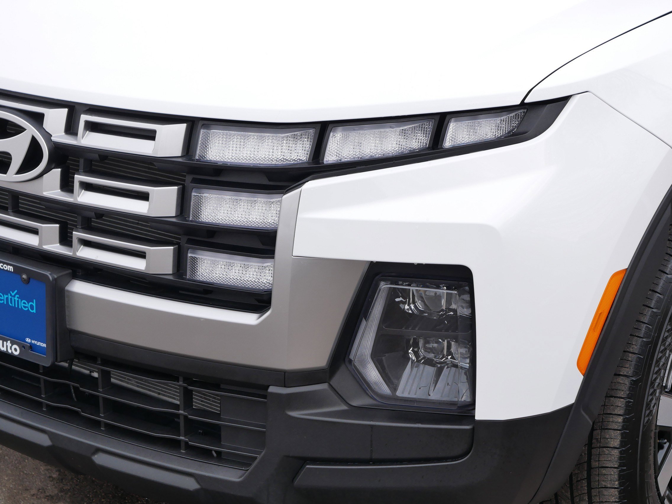 Certified 2025 Hyundai Santa Cruz SEL image 16