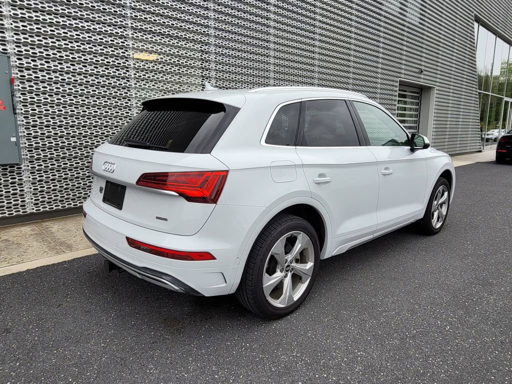 Certified 2021 Audi Q5 Prestige w/ Prestige Package AWD/4WD image 3