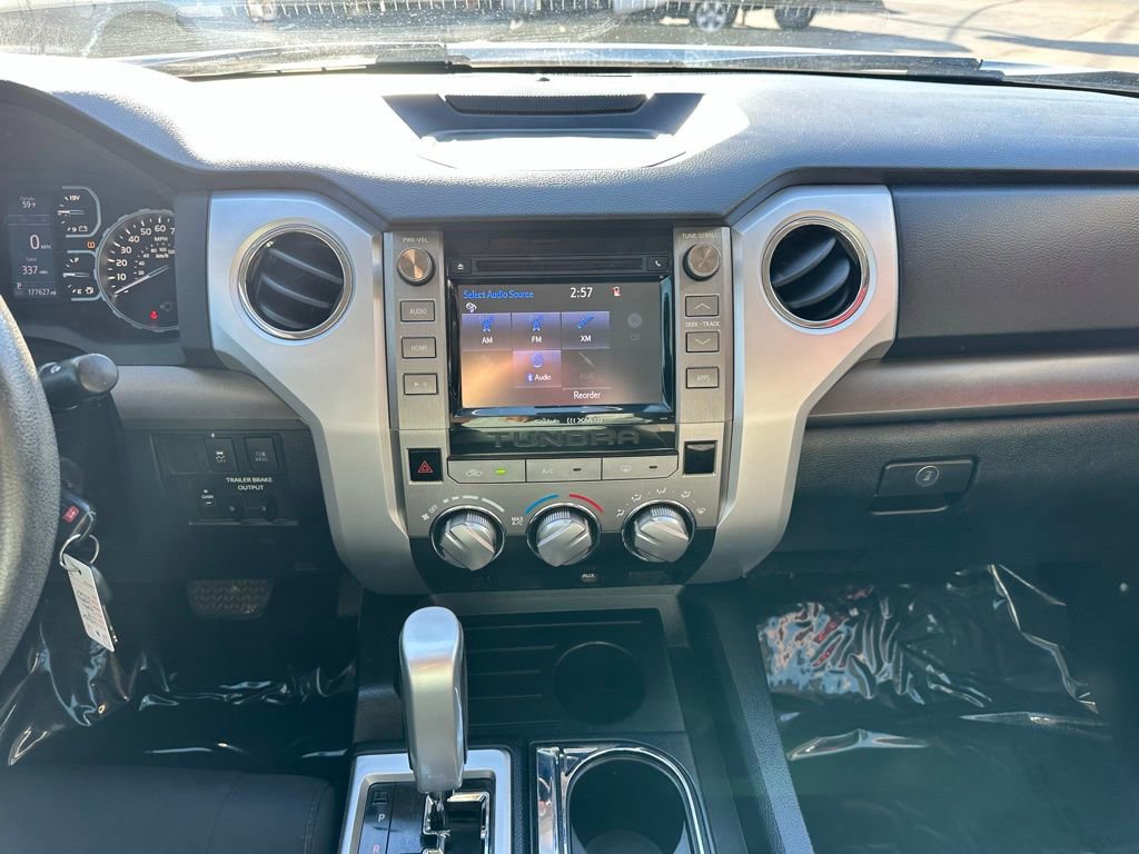 Used 2018 Toyota Tundra SR5 w/ SR5 Upgrade Package image 26
