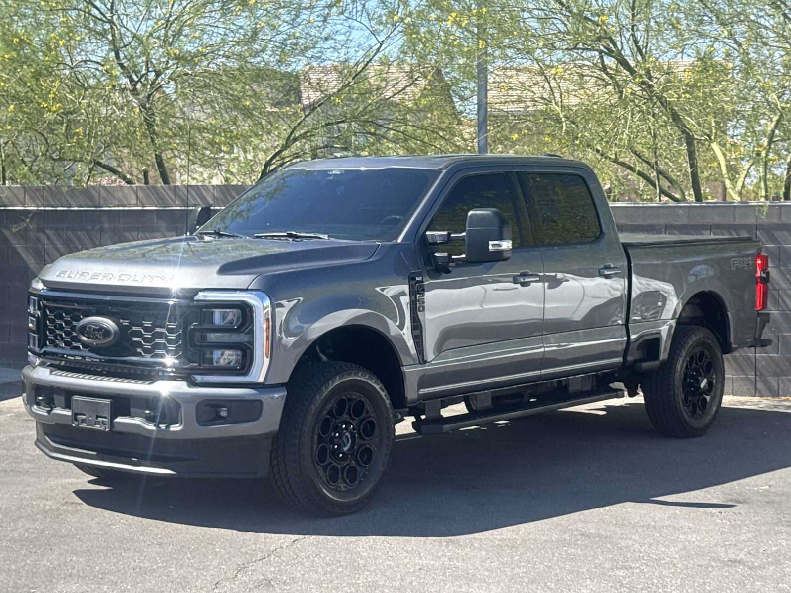 Used 2025 Ford F350 XLT w/ Black Appearance Package AWD/4WD image 4