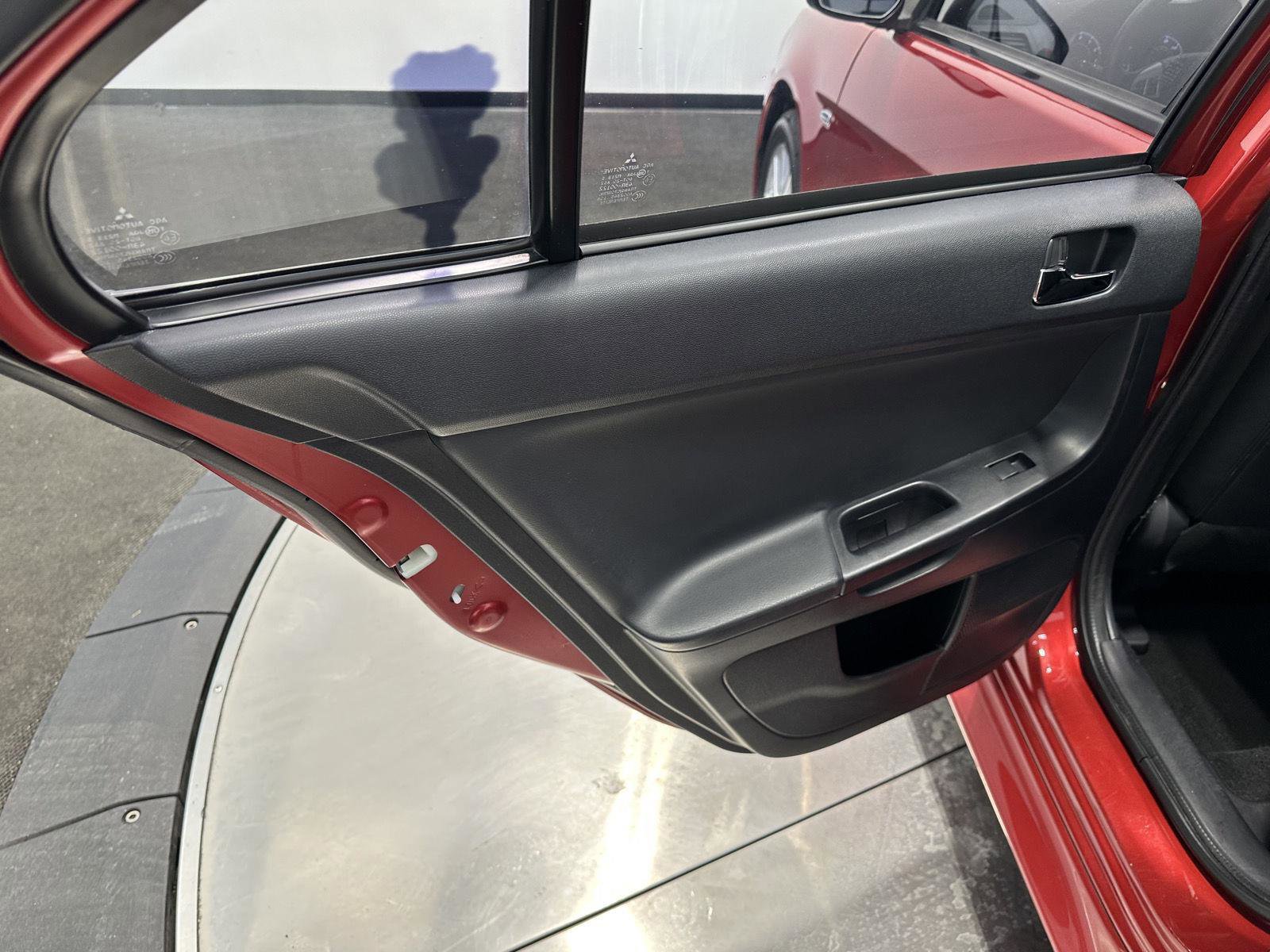 Used 2016 Mitsubishi Lancer ES image 20