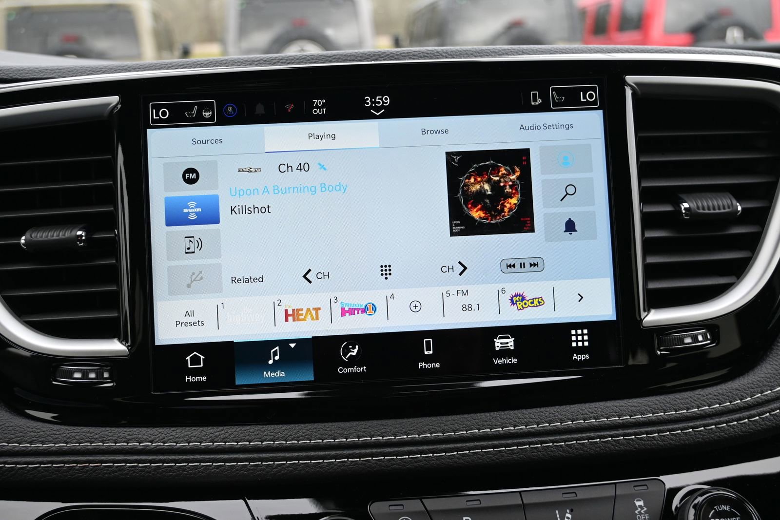 New 2026 Chrysler Pacifica Select image 12