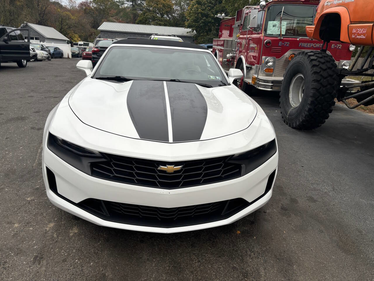 Used 2019 Chevrolet Camaro LT image 3