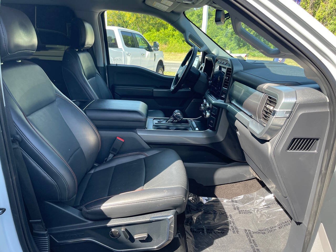 Used 2021 Ford F150 Lariat AWD/4WD image 32