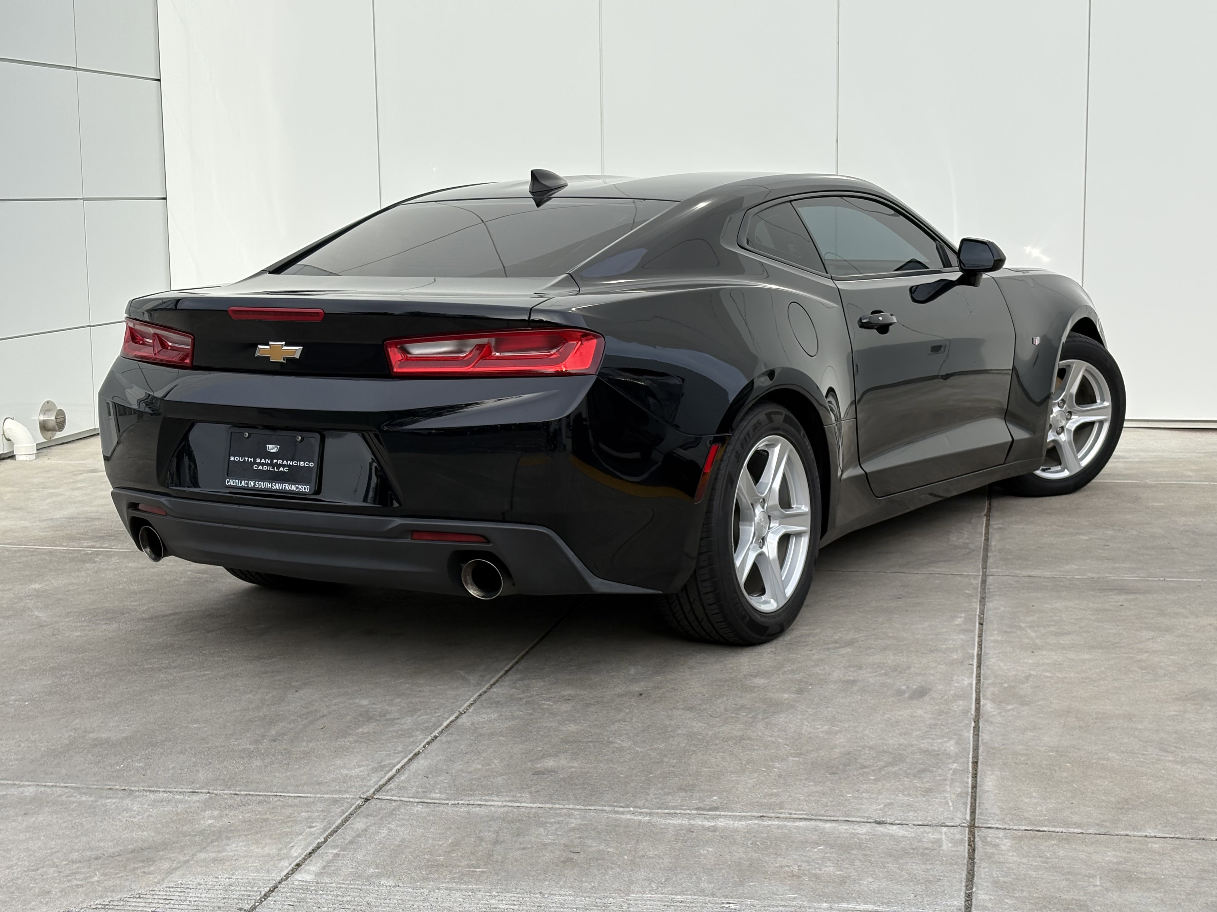 Used 2017 Chevrolet Camaro LT image 7