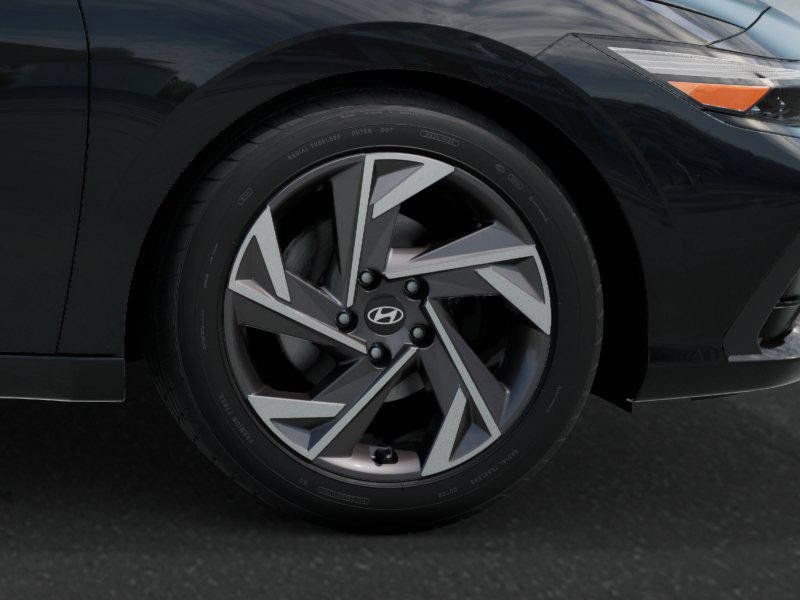 New 2026 Hyundai Elantra Limited FWD image 8